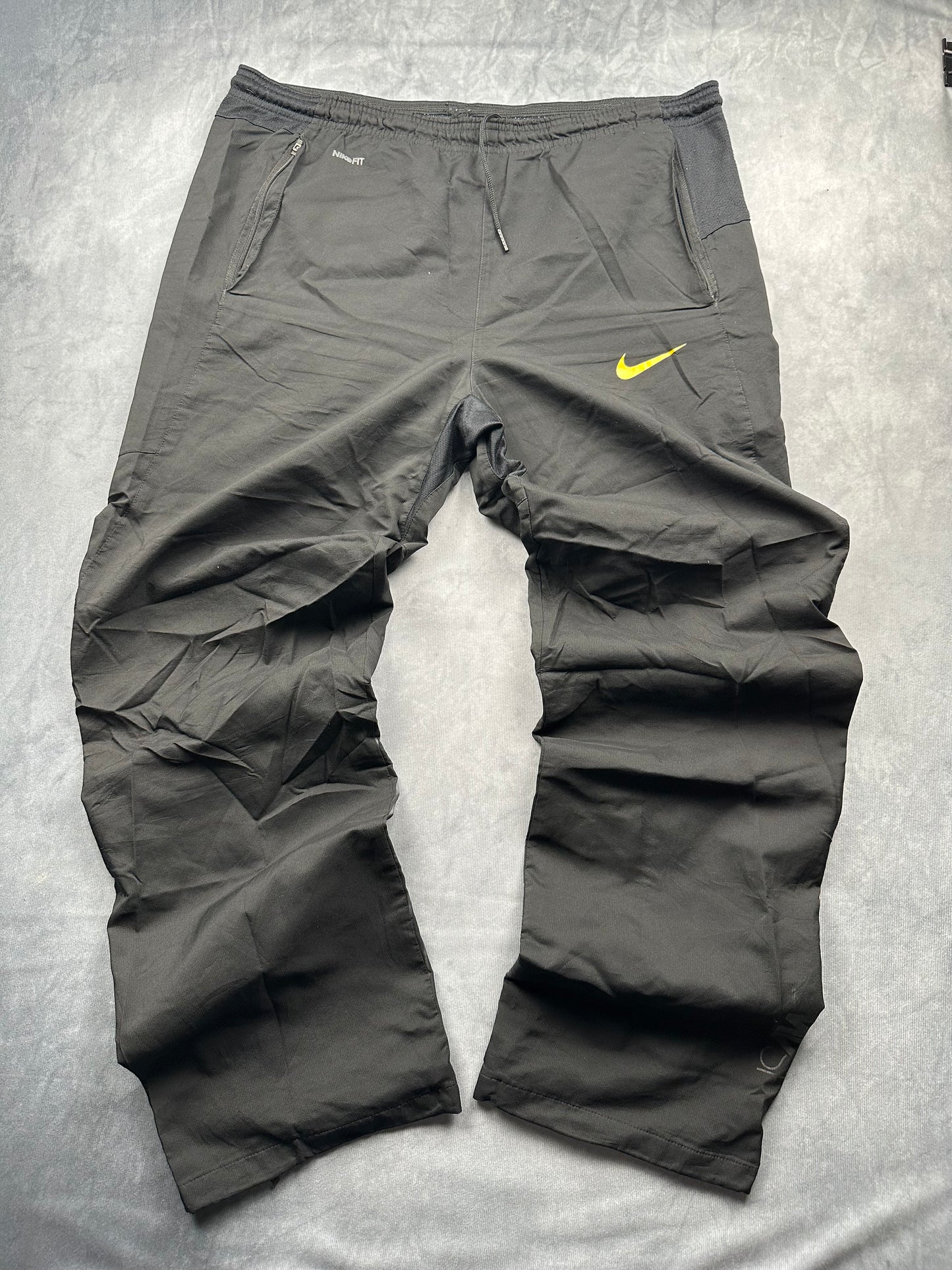 Nike Mercurial Track Pants / Jogginghose / Trainingshose Y2K Gr. M Schwarz