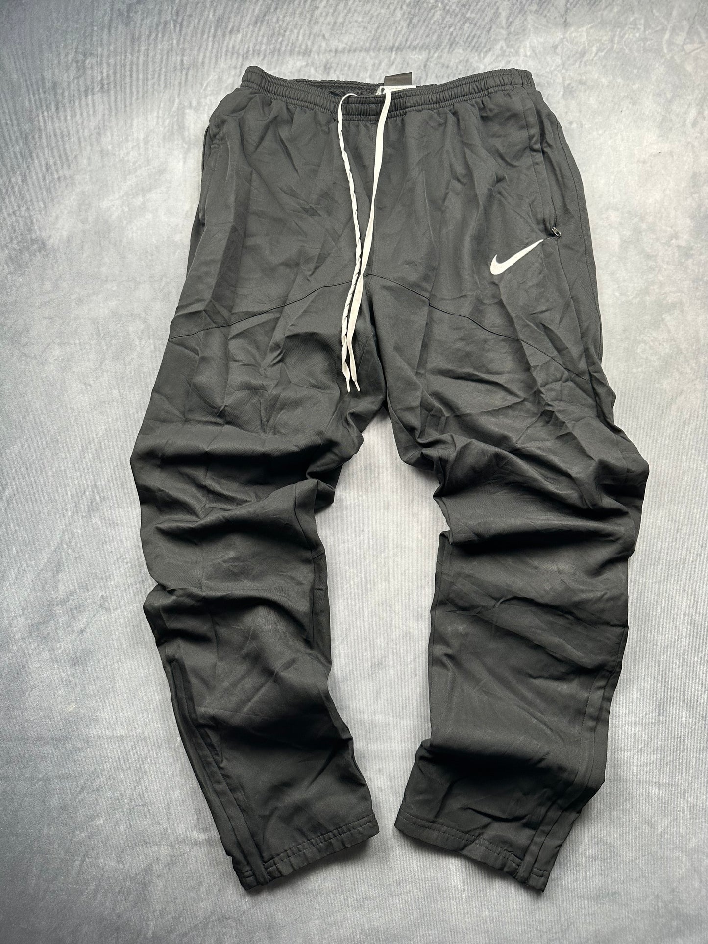 Nike Dry Academy 18 - Track Pants / Jogginghose / Trainingshose Gr. L Schwarz