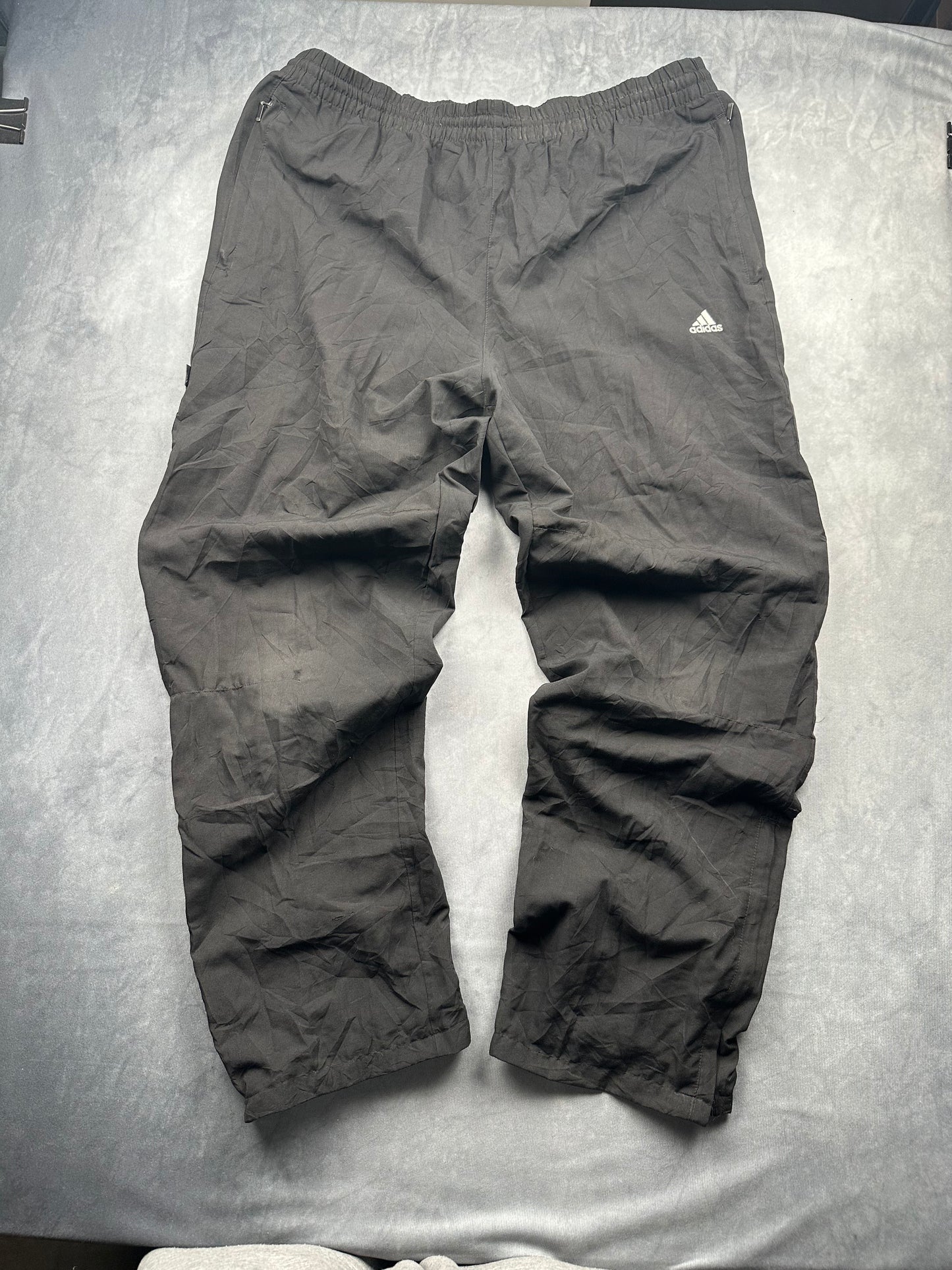 Adidas Track Pants / Jogginghose / Trainingshose Y2K Gr. L Schwarz Vintage