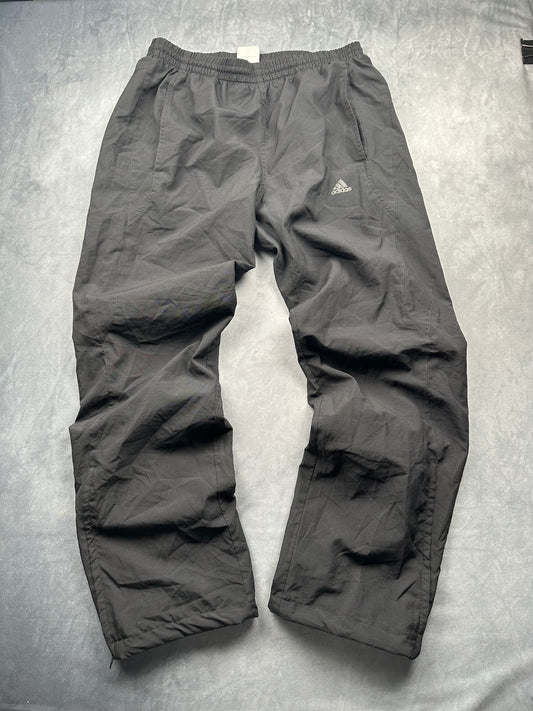 Adidas Track Pants / Jogginghose / Trainingshose Y2K Gr. M Schwarz open Leg