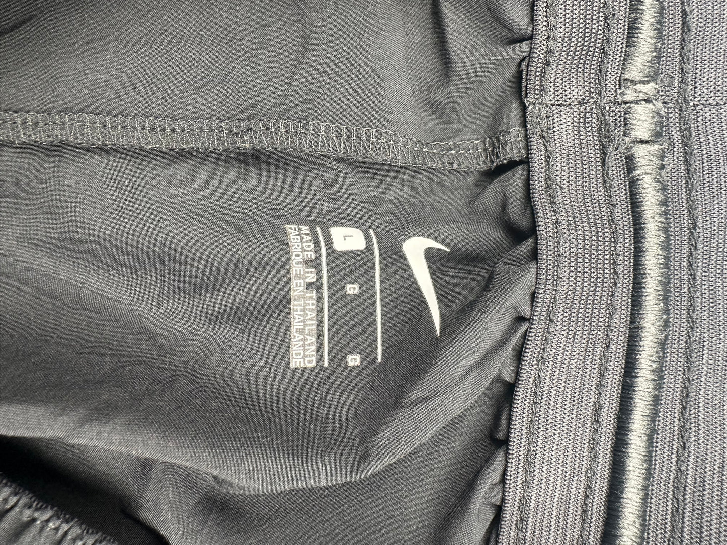 Nike Track Pants / Jogginghose / Trainingshose Gr. L Schwarz