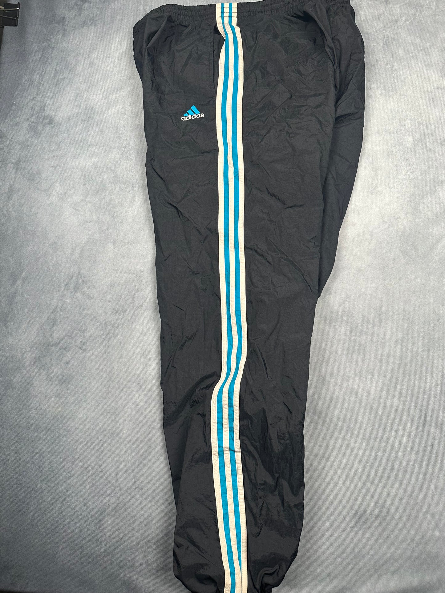 Adidas Track Pants / Jogginghose / Trainingshose Y2K Schwarz Open Leg