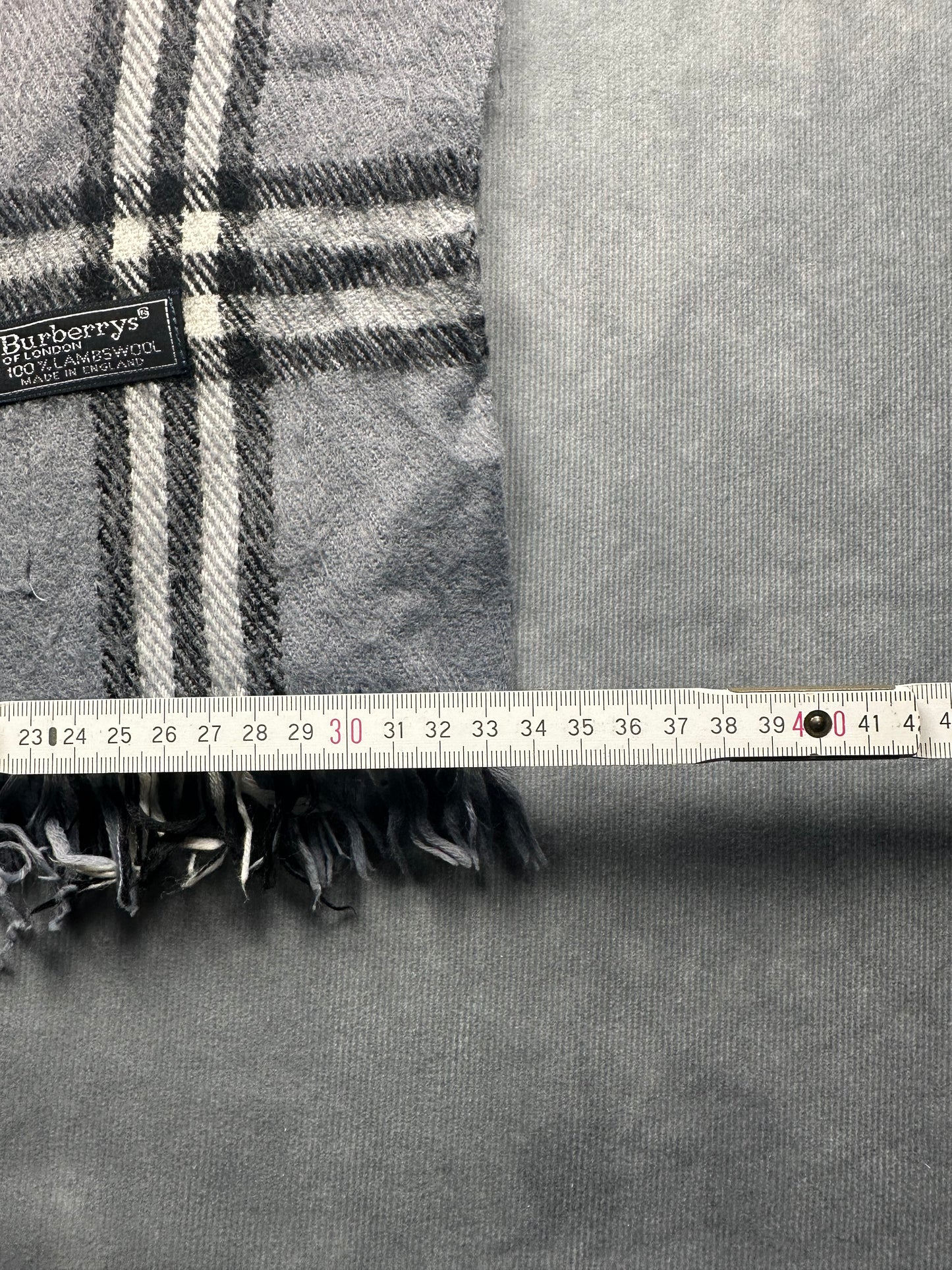 Burberry Vintage Schal | Karo-Muster | 100% Lammwolle | Grau