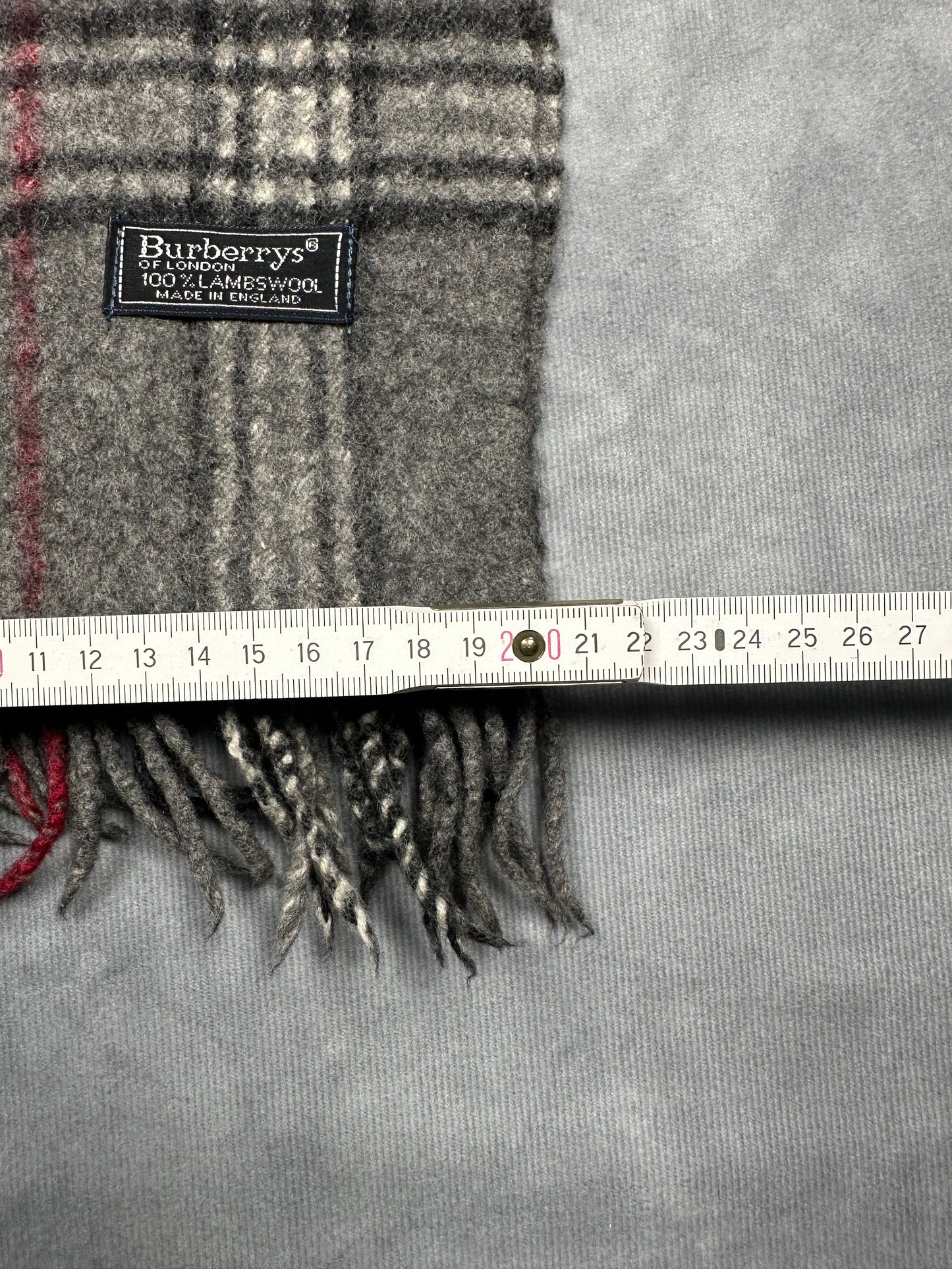 Burberry Vintage Schal | Made in England | Karo-Muster | 100% Lammwolle | Grau