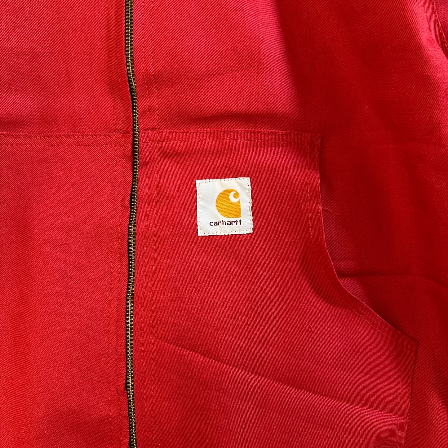 #04 Carhartt Reworked Style Jacke Dunkelrot Größe M