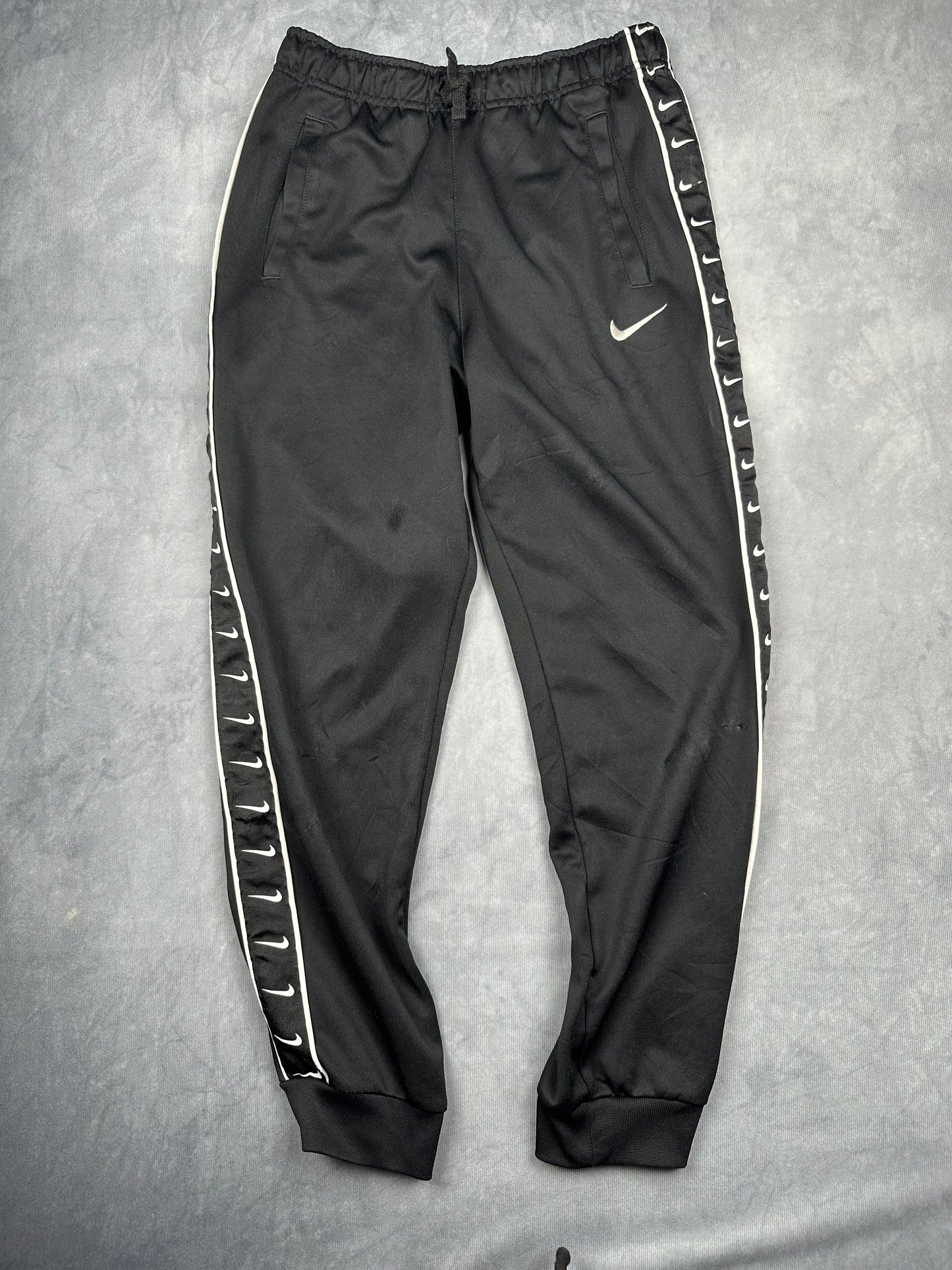 Nike Jogginghose / Trainingshose Kinder Gr. XL (158 - 170 cm) schwarz