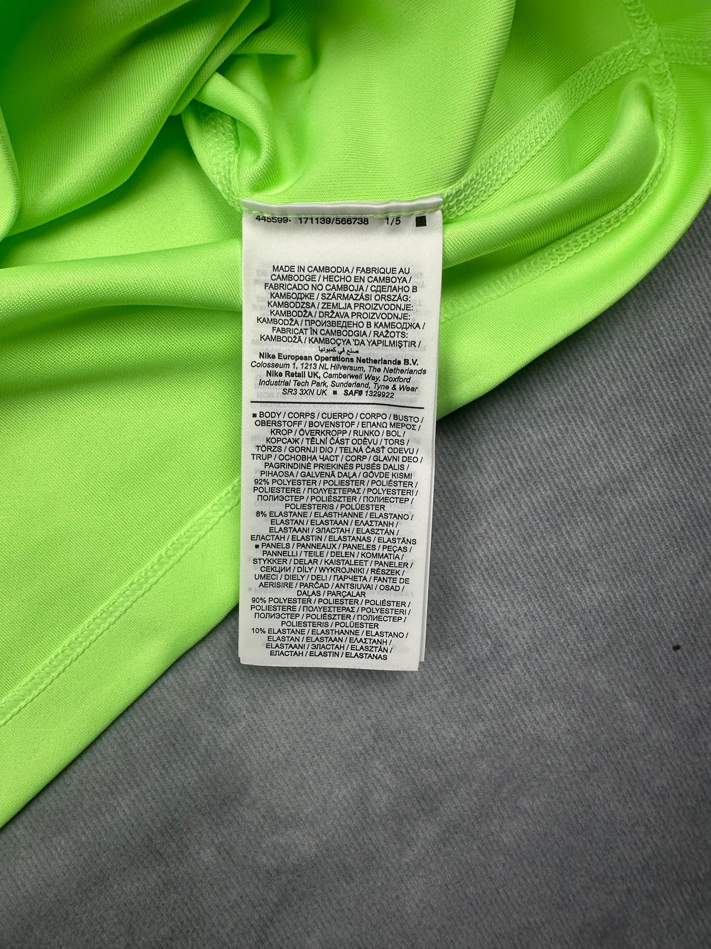 Nike Dri-Fit Element Trail Midlayer Longsleeve Laufshirt Damen Gr. M - Neon Grün