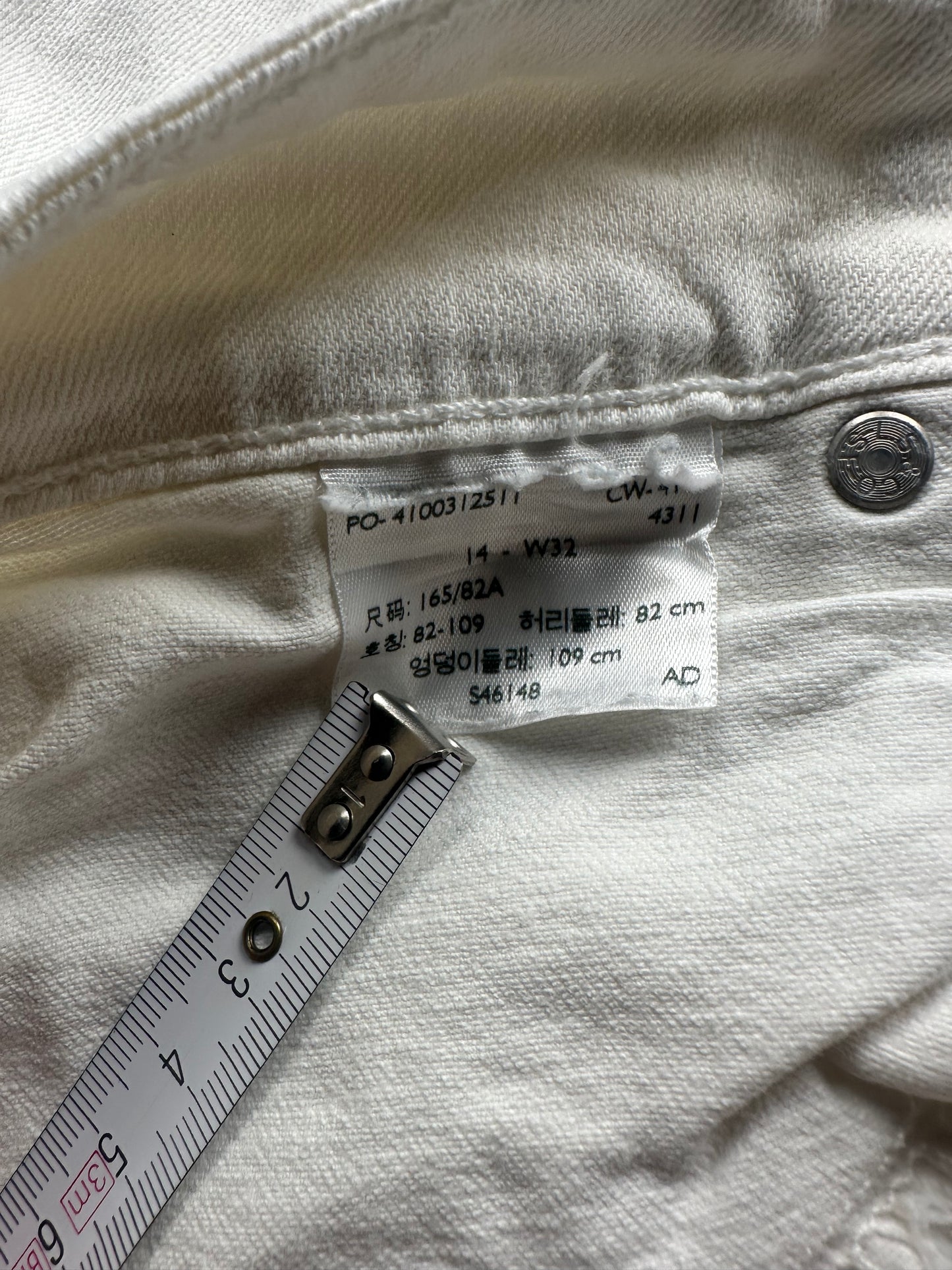 Denizen Levi's Damen Jeans Shorts W32 weiß kurze Hose Modern Skinny Denim