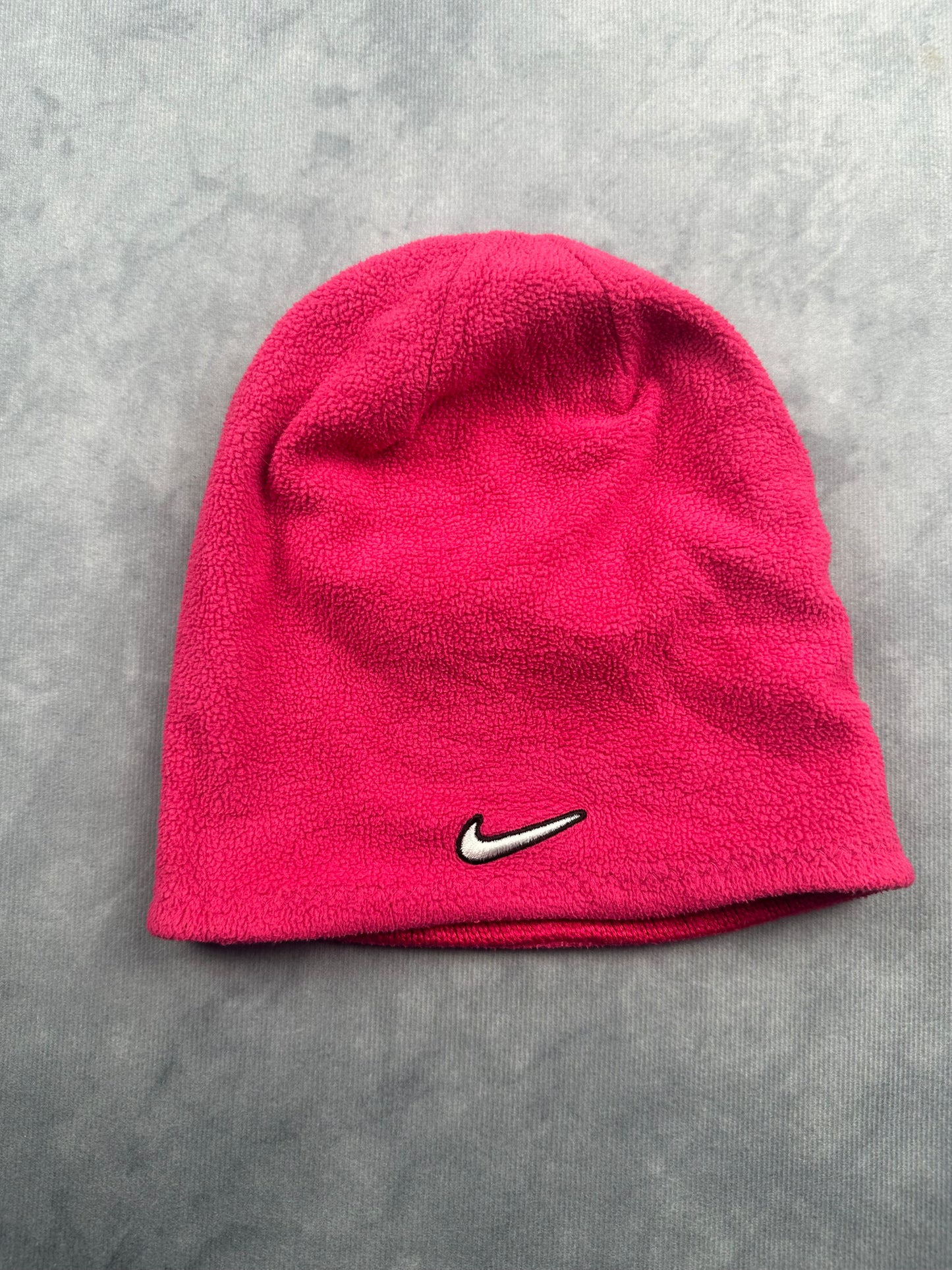 Nike Fleece Beanie Sportswear Wendemütze Winter Pink